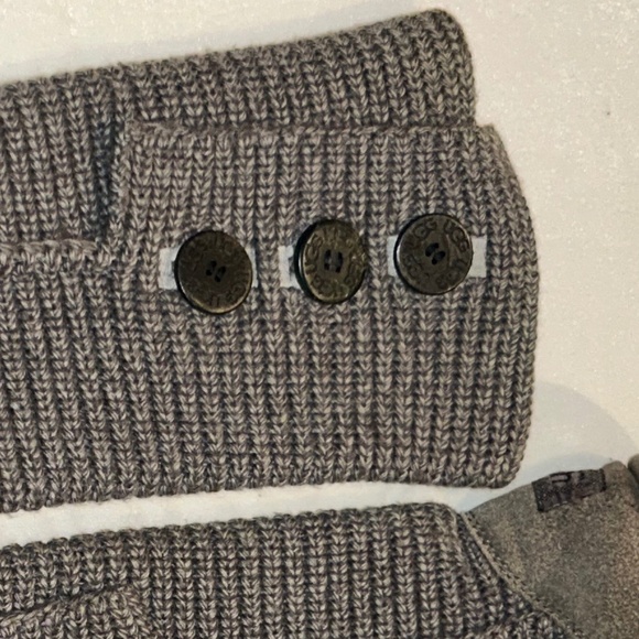 UGG Classic Cardy boots in gray 8 - Picture 10 of 13